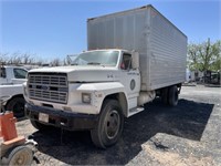 Ford 18FT Box Truck