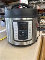 Insignia pressure cooker