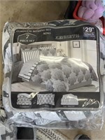 King sz bed in a bag set