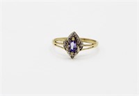 10KT GOLD RING WITH TANZANITE STONE