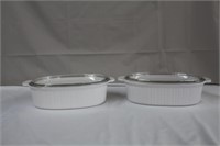 Two Corning Ware covered casseroles, each 4L