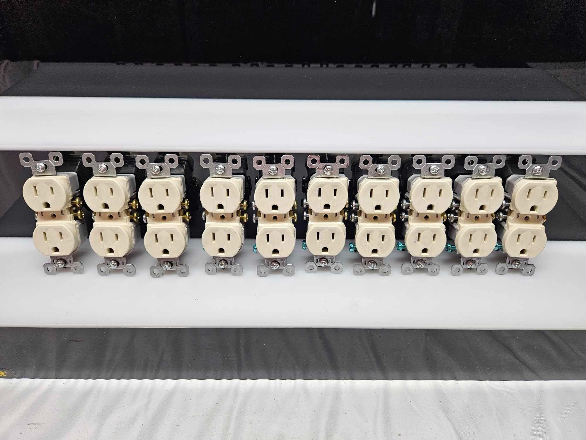 Lot of 10- 15A 125V Residential Duplex Outlet