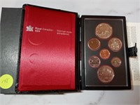 OF) 1980 Canadian Mint coin set with silver dollar