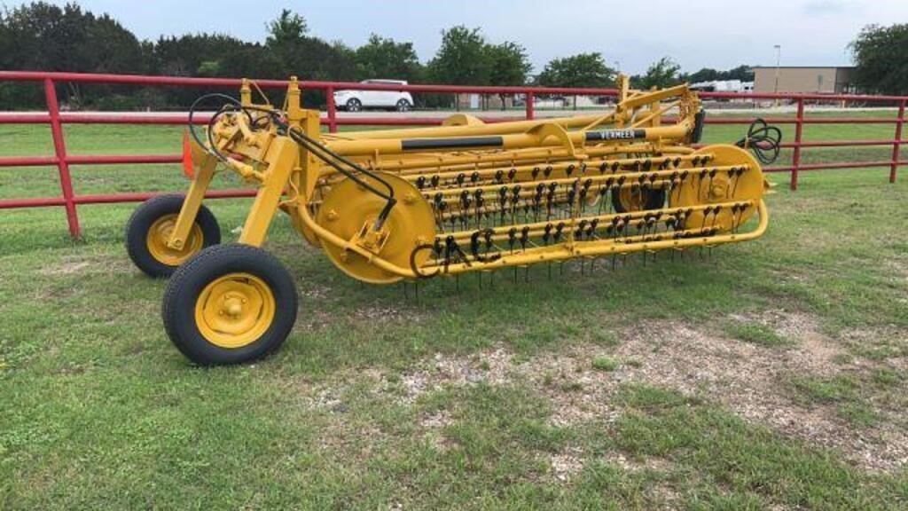 Vermeer R23 Hay Rake