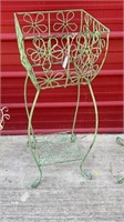 Square Wrought Iron Daisy Planter