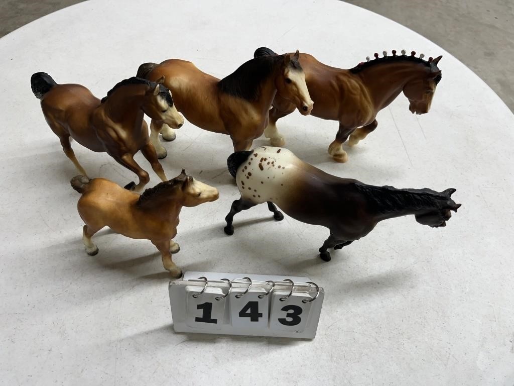(5) Bryer Horses