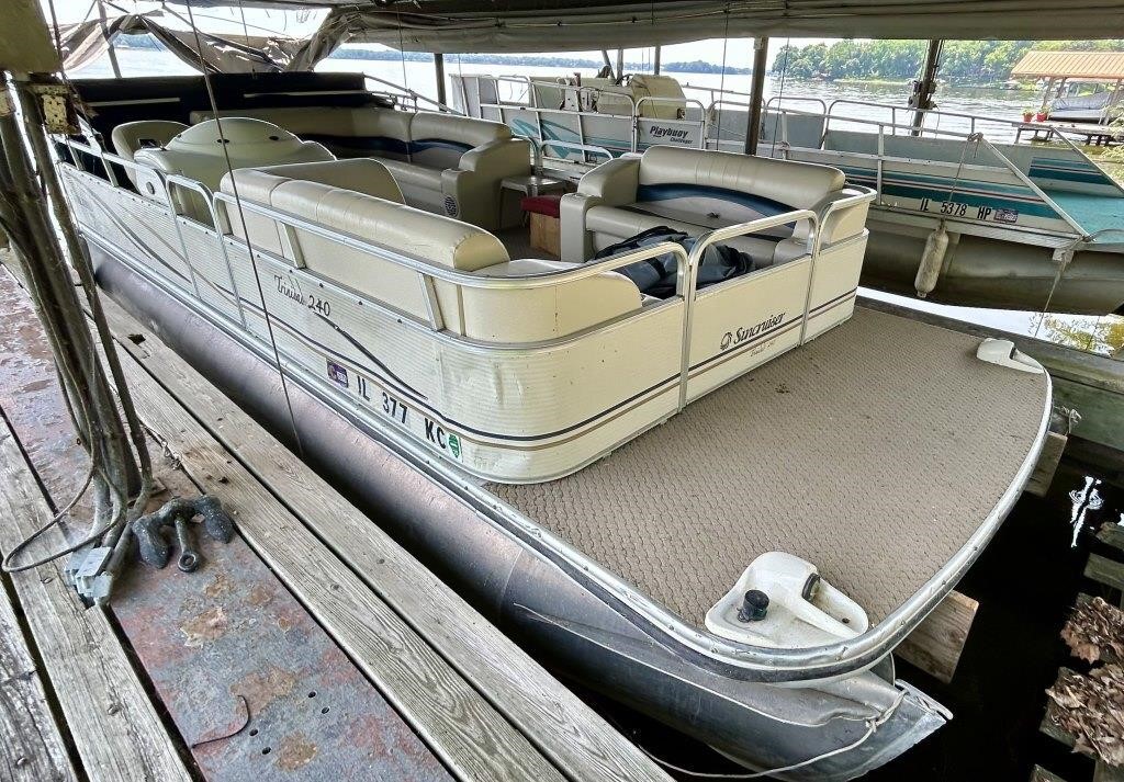 Suncruiser 240 Trinidad Pontoon Boat