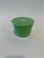 MCKEE JADEITE GREASE POT