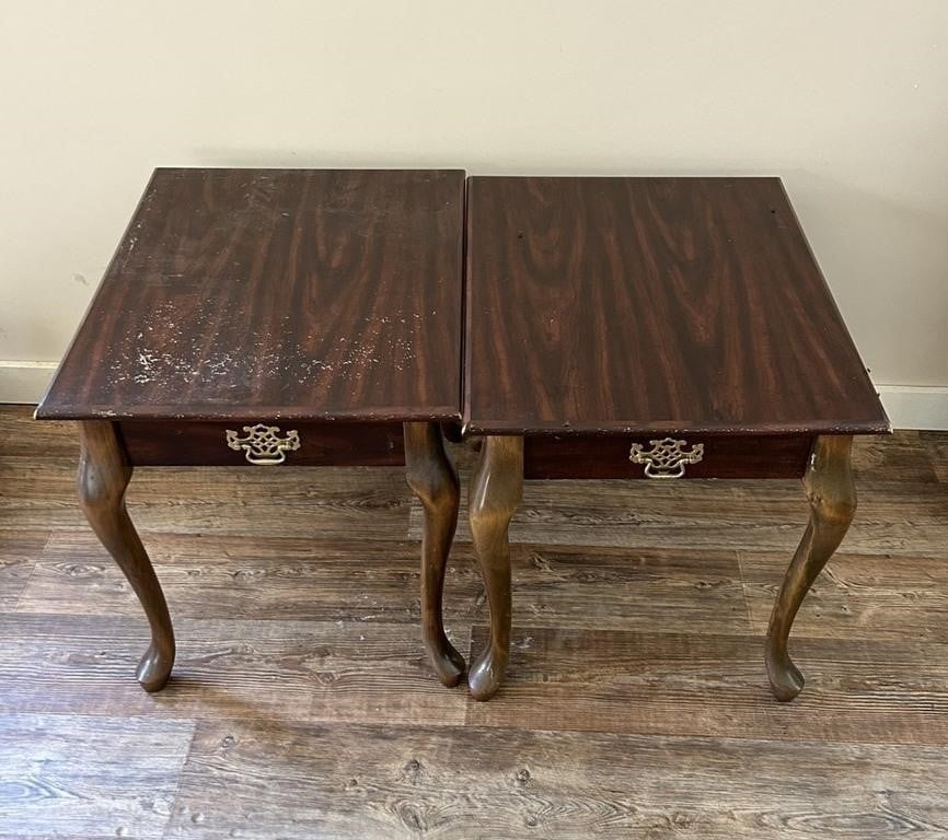 2 Wooden Side Tables