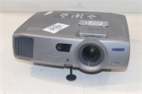 EPSON POWERLITE 7900P LCD PROJECTOR