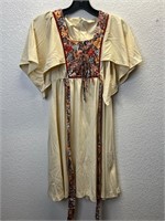 Vintage 1970’s Peasant Style Dress