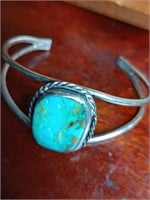 NATIVE STERLING SILVER & TURQUOISE CUFF BRACELET