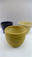 (3) Ceramic/Plastic Planter Pots