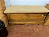 LANE cedar chest with padded top