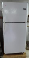 FRIGIDAIRE TOP MOUNT FROST PROOF REFRIGERATOR/FREE
