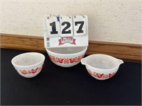 Pyrex Friendship birds bowls