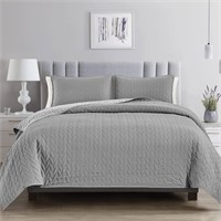 Molly Rocky King Size 3 Pieces Quilt Set:

NEW