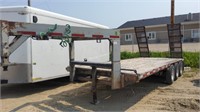 2006 Custom Built Tri-Axle 5th Wheel Trailer 20ft