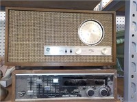 Vintage GE AM/FM radio & other