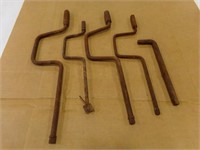 (5) Socket Crank Handle - Rusty
