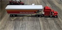 Winchester tractor trailer 1/64 scale model, MF