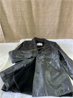 Men’s Leather Coat, size 42, zip out liner