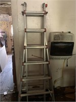 FOLD UP ALUMINUM LADDER