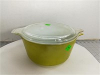 474 Pryex Avacado Green Bowl with Lid