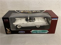1957 Ford Thunderbird Die-Cast 1:18 Car