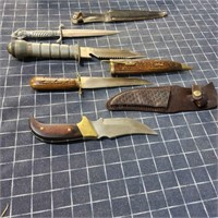 a4a3 4 Buck Knives 4"- 1/2" blades 2 leather sheat