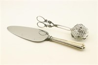 800 Silver Ornate Tongs