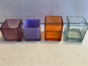 4- square colorful glass base measure 4 to 5