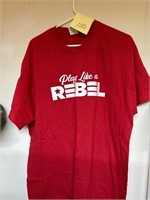 PLAY LIKE A REBEL T-SHIRT / XL