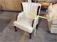 Off white Queen Ann side chair, nice