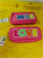 Love smile pouch
