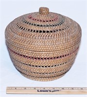 EARLY 20c CHINESE TOURIST TRADE RATTAN BASKET