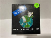 Pinky and the brain salt and pepper set