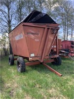Richardton 700 Silage Dump Wagon