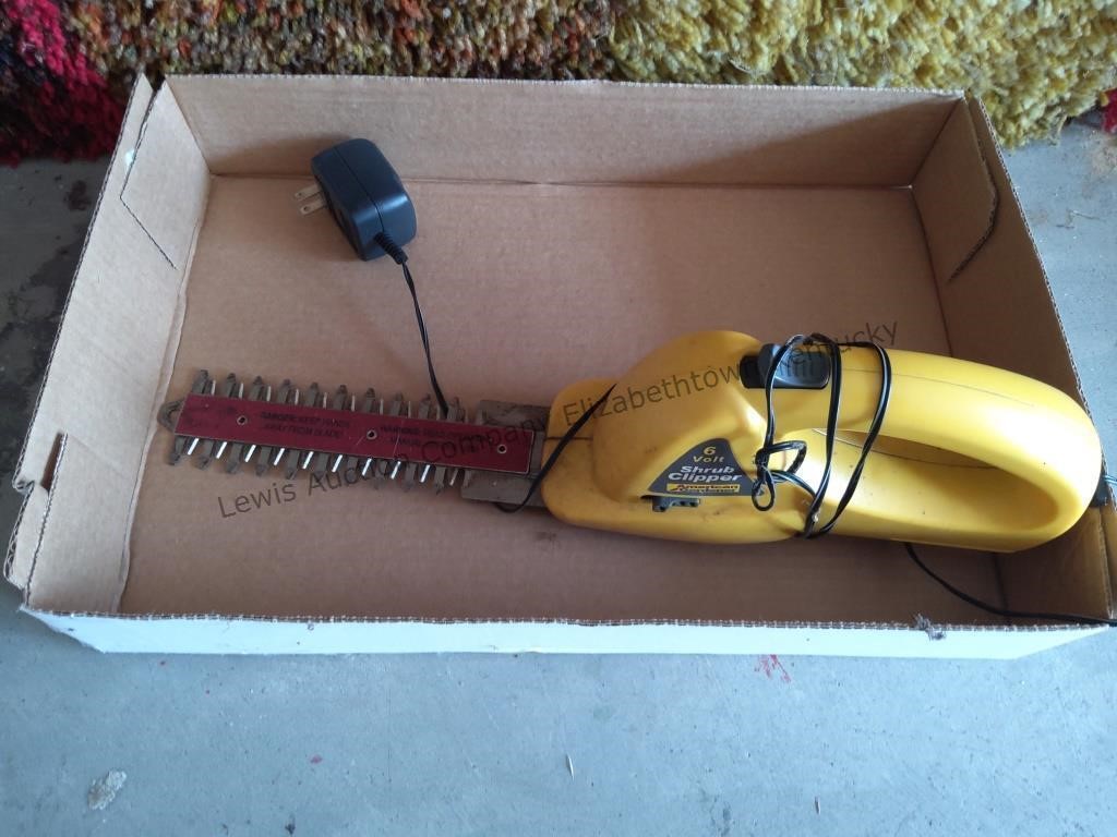 6 volt hand held shrub clipper