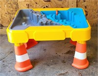 Theo Klein Cat Sand & Water Play Table