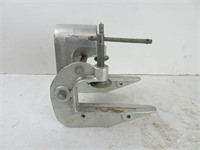 Cosom Corp. Metal Boat Landing Vice Stand