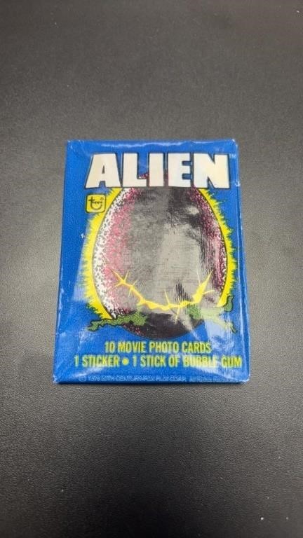 1979 Alien Trading Card Pack NEW