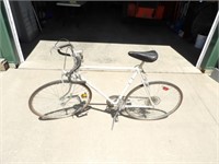 John Deere 27in. Bicycle Needs Tires