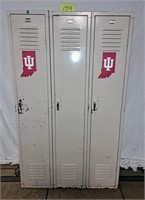set 3 lockers
