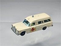 VINTAGE MATCHBOX NO. 3 MERCEDES BINZ AMBULANCE