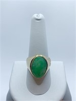 14K YELLOW GOLD - BURMESE OVAL JADEITE STONE