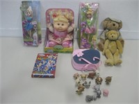 Assorted Teddy Bears, Dolls & Misc Items See Info
