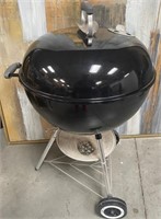 39 - CHARCOAL GRILL