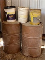 2 Barrels & 3 Buckets (Empty)