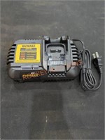 DeWalt flexvolt, 20v/60v starter kit, charger only